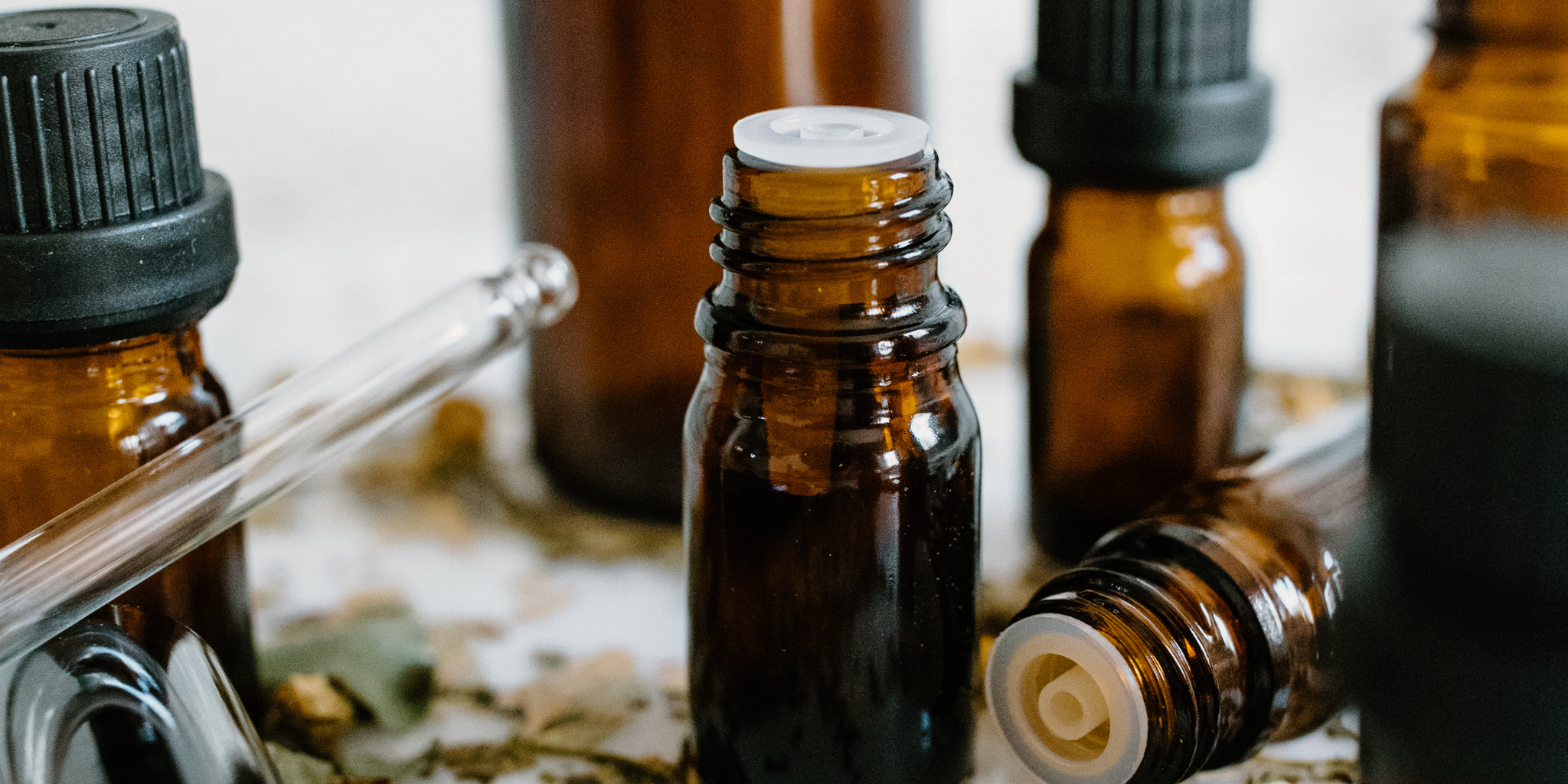 Crafting Perfect Scents: An Essential Oils Blending Guide for Beginners