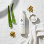Unscented Conditioner Flat Lay